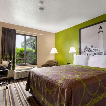 Hotel Super 8 By Wyndham Germantown/Milwaukee Extérieur photo
