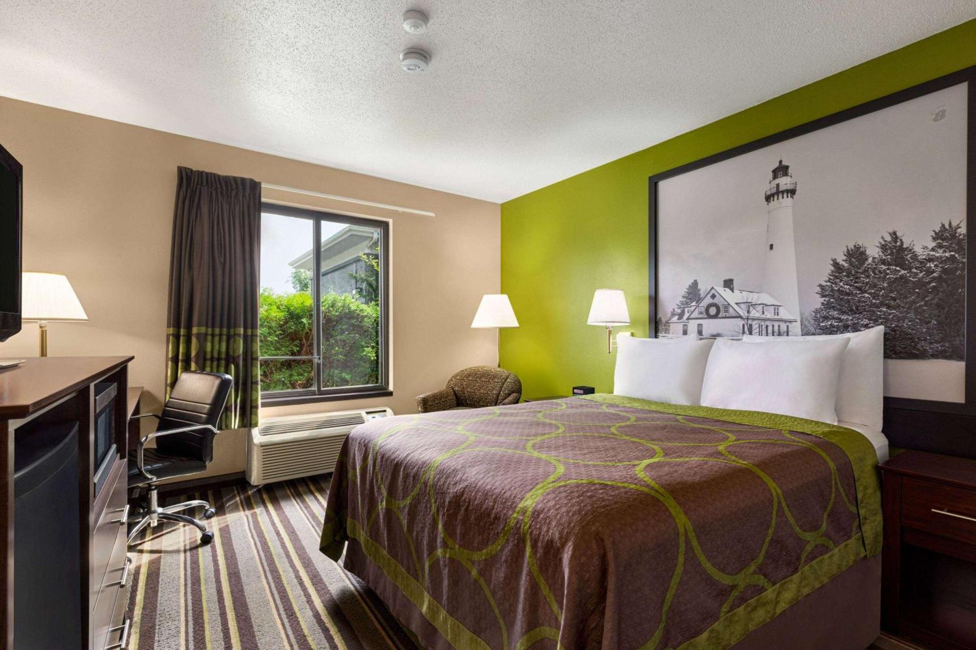 Hotel Super 8 By Wyndham Germantown/Milwaukee Extérieur photo